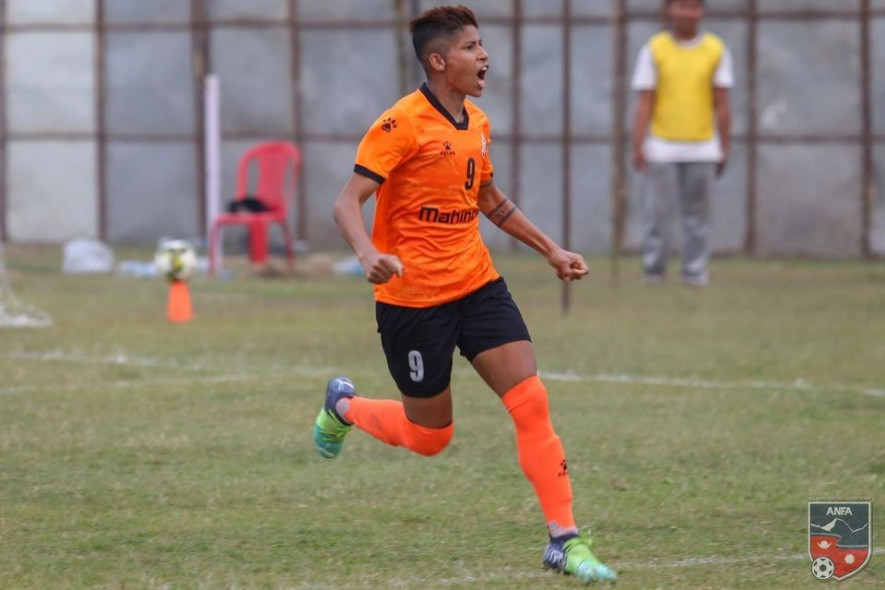 सावित्राको दोहोरो ह्याट्रिक